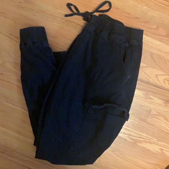 Black Cargo Jogger- elastic waist band - Picture 2 of 3